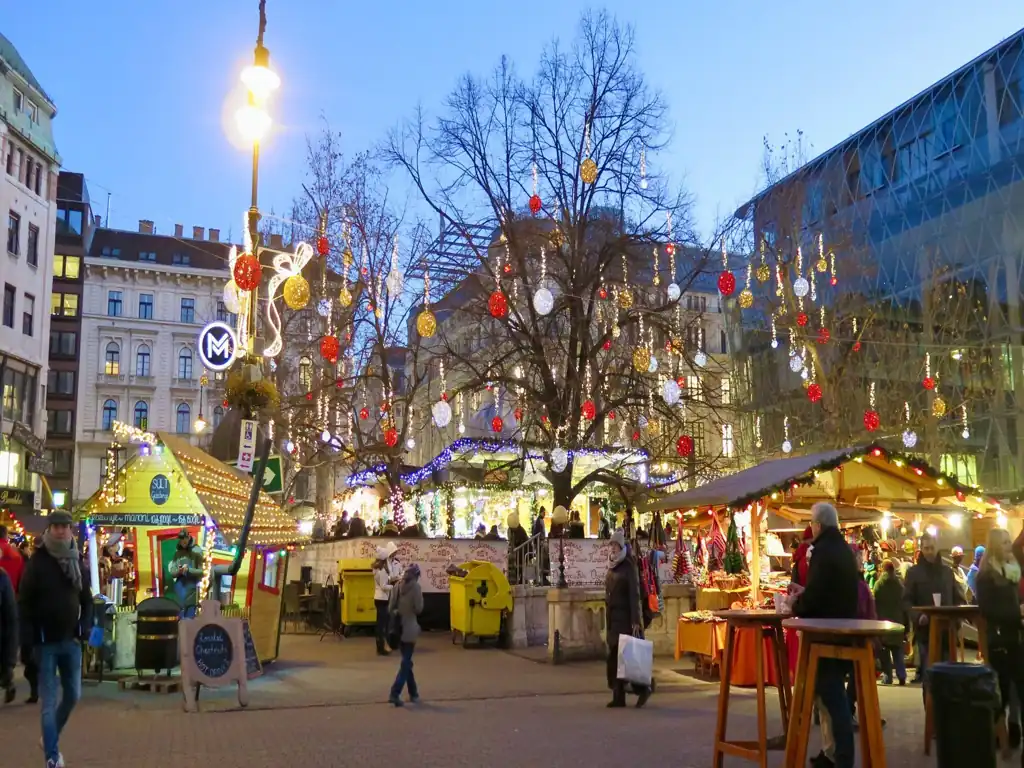 City Place Holiday Market