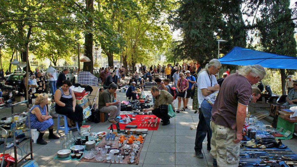 Dry Bridge Market, Tbilisi