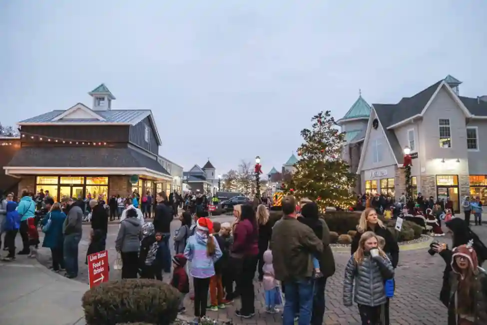 Holiday Artisan Market at Westport Village