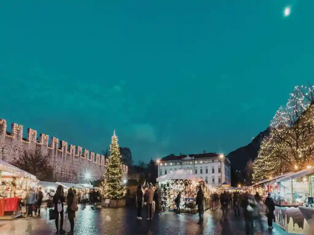 Lago Ghedina Christmas Market