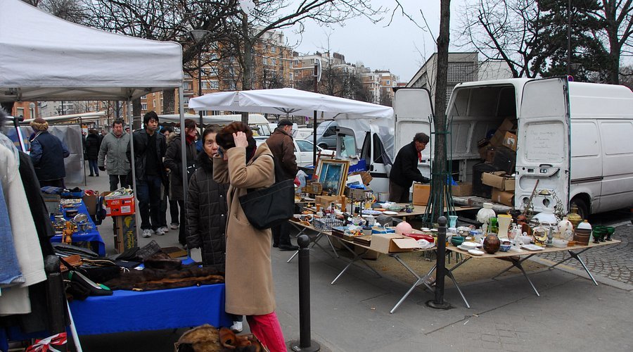 Marché aux Puces de Vanves, Paris