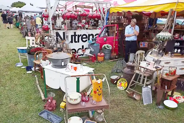 Yoder's Amish Flea Market