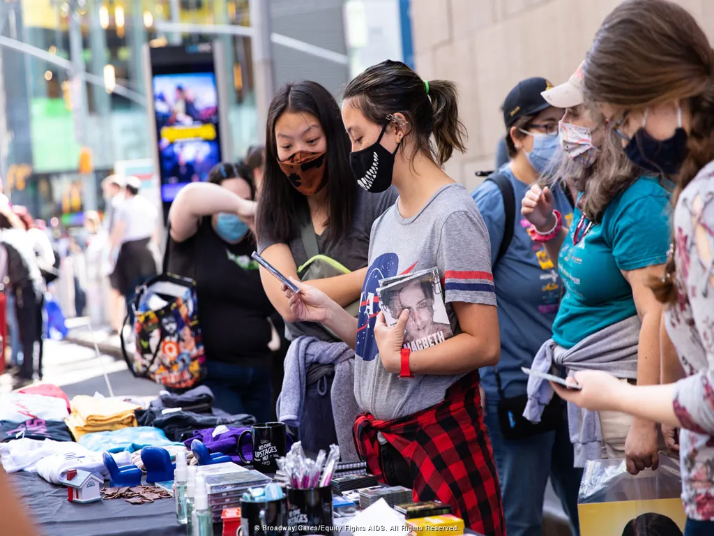 broadway flea market